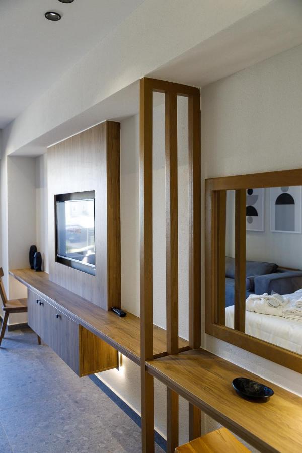 Utopia Luxury Suites Platanes  Exterior photo